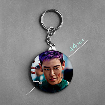 "Танос / Гравець 230 (Гра в кальмара 2 / Squid game 2)" брелок круглий Ø44 мм