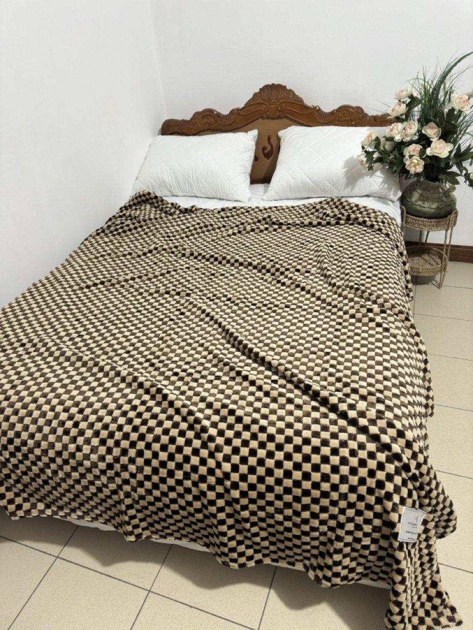 Велюровий плед "Шахатка" 200х220/Покривало в квадратик, фото 1