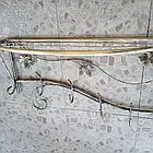 Настінна вішалка в коридор з овальною полицею для головних уборів кована, ширина 60 см, Хатинка, фото 2