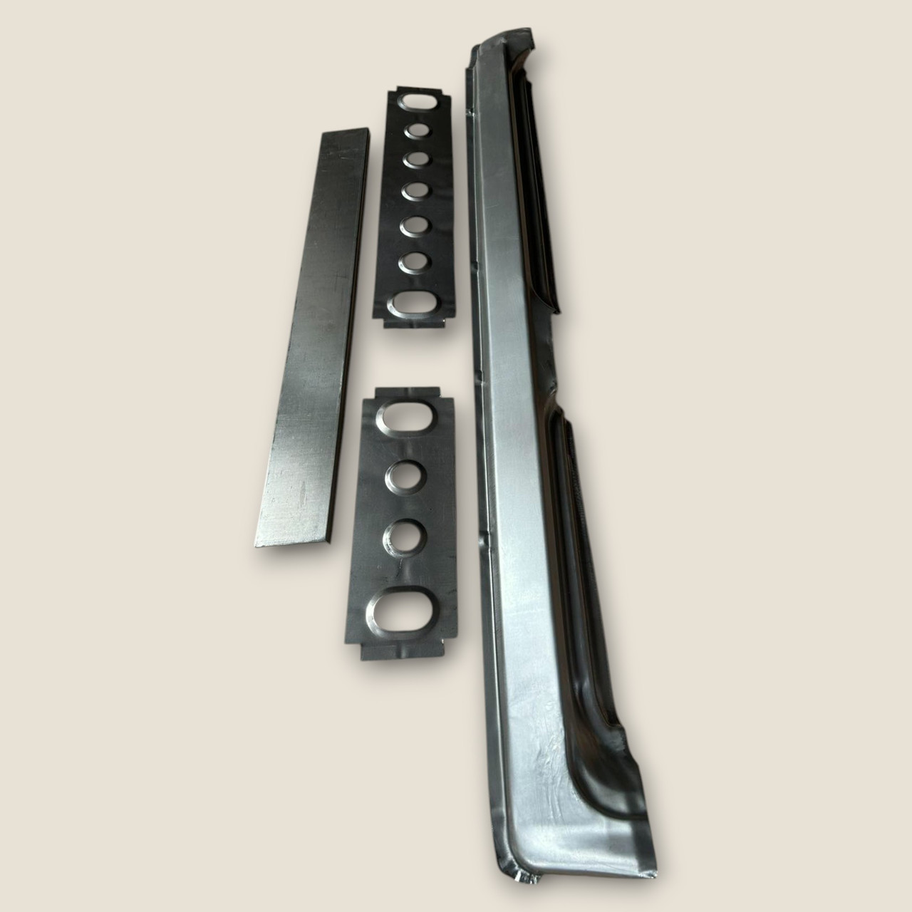 Пороги зовнішні у зборі ВАЗ 2109,099,2114,2115 (лівий) з 4 деталей Україна, фото 1