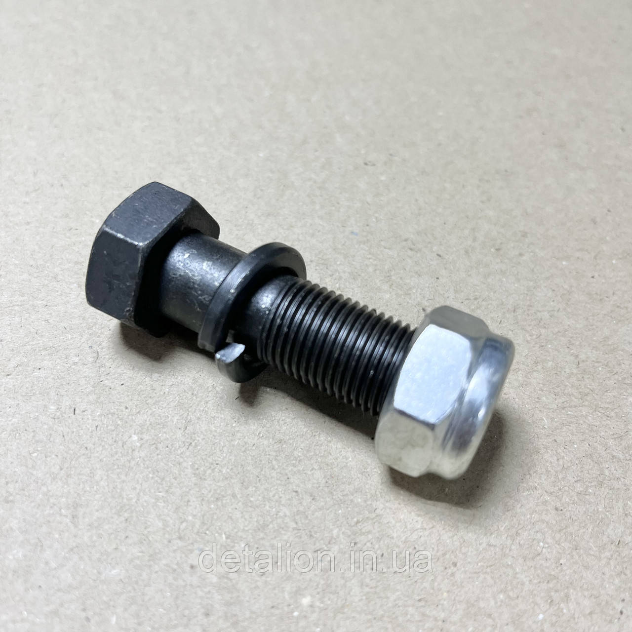 Болт карданного вала КАМАЗ моста середин. М16х1,5х50 уб. 853025+1/21641/11, фото 1