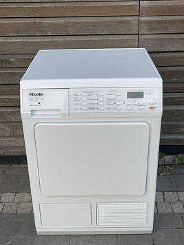 Б/У з Німеччини.Сушильна машина Miele T8937WP з тепловим насосом Укр.меню