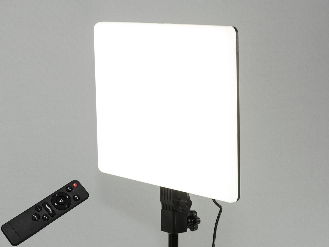 Прожектор для відеозйомки з пультом, без штатива, живлення 220В, 35Вт, фото 1