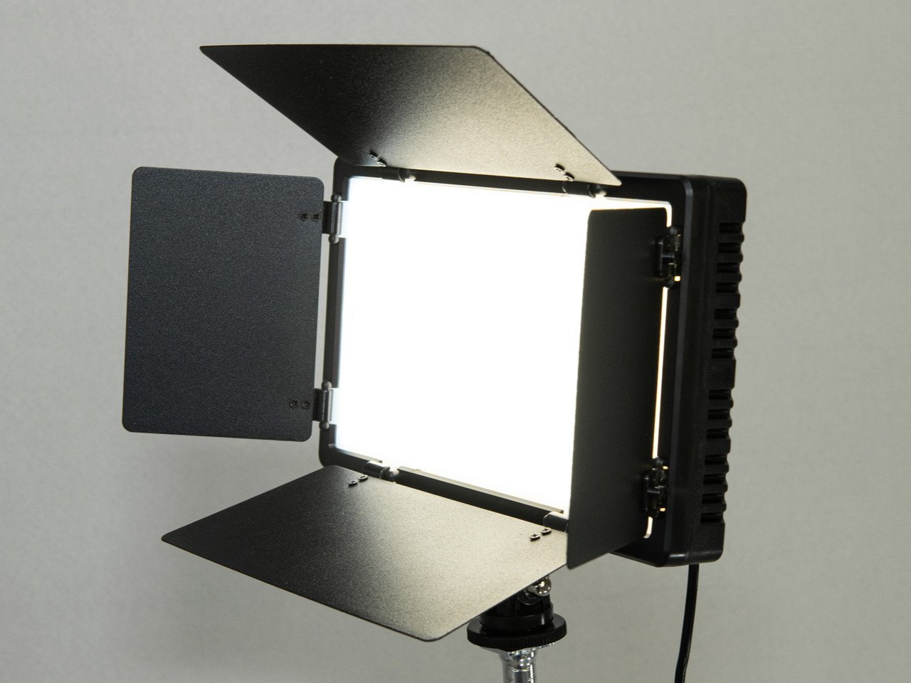 Студійний прожектор для фото та відеозйомки, направлене світло, 36Вт, фото 1
