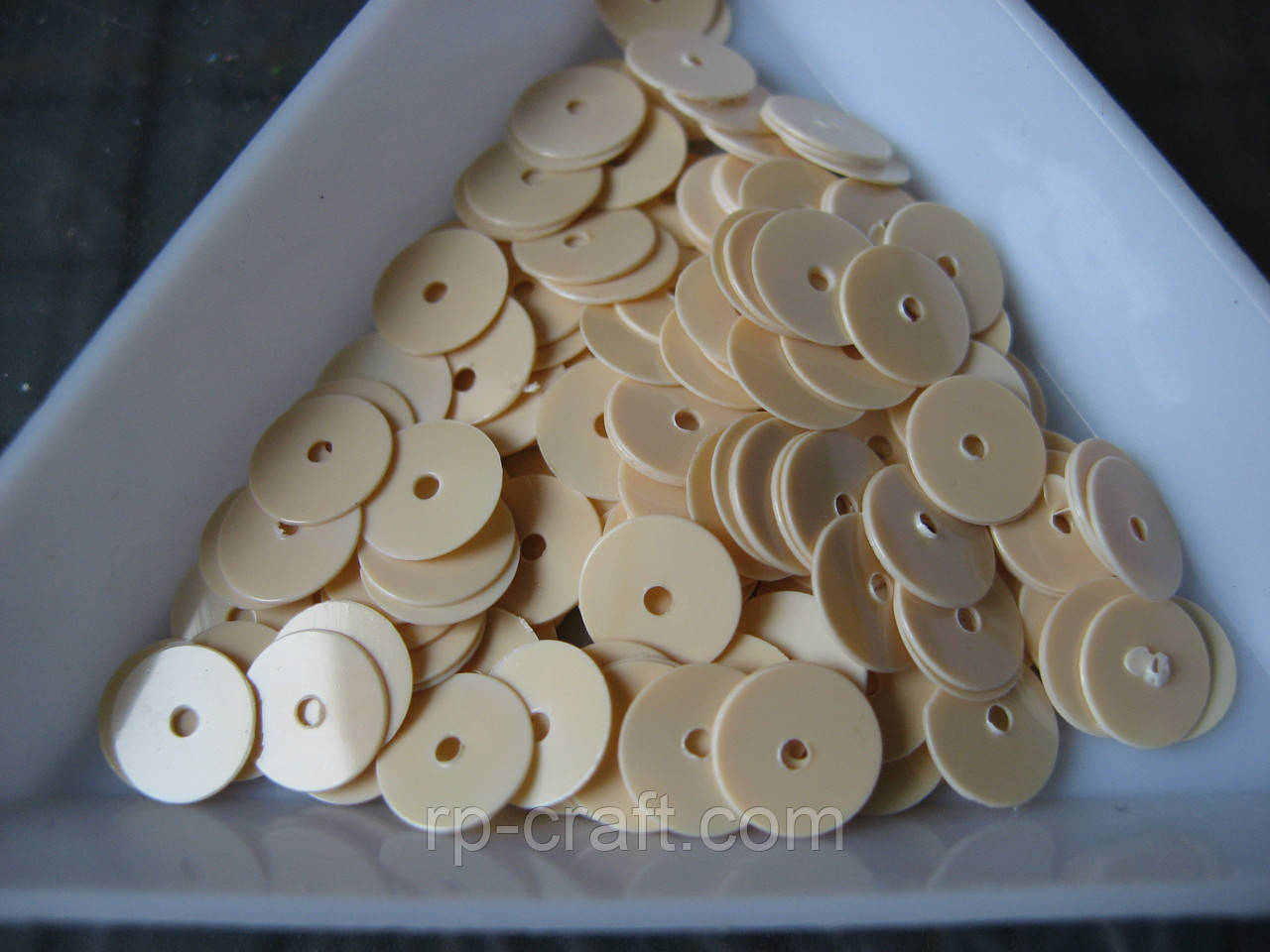 125. Упаковка паєток. Круглі, плоскі, 7 мм, 11 грам, слонова кістка, фото 1