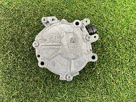 Вакуумний насос AUDI A4 B9 2.0 2017 (б/у)