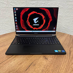 Б/в Ігровий ноутбук Gigabyte Aorus 5 SE4 15.6" 1920x1080| i7-12700H| 16GB RAM| 512GB SSD| RTX 3070 8GB