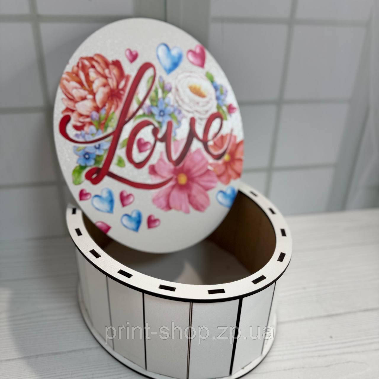 Скринька овальна для подарунка "LOVE 2" Розмір 20*16*9 см
