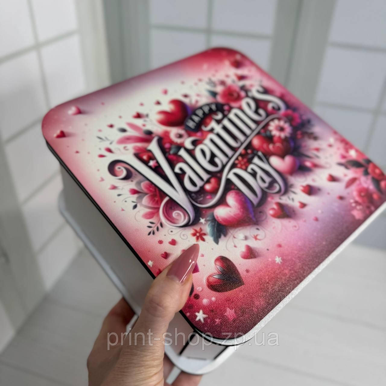 Коробка квадратна для подарунка "Valentine*s day" Розмір 20*20*9 см