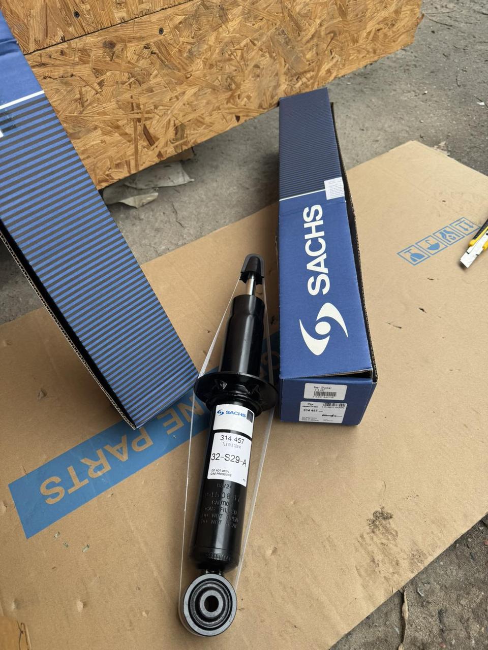 Амортизатор задній Audi Q7 06- газомасляний  314457, фото 1
