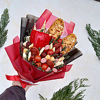 Букет із ковбасками сиром. Їстівний подарунок на день народження дівчині, чоловікові