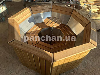 Малий банний чан для купання (2-4 чол.) з виносним котлом обшитий деревом