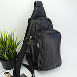 Стильна сумка чоловіча - бананка, слінг нагрудна з натуральної шкіри на блискавці чорна, фото 6