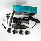 Професійна машинка VGR V-121 провідна машинка для стрижки волосся керамічне лезо, 8 насадок, фото 7