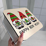 Коробка квадратна для новорічного подарунка "Гноми" Розмір 20*20*9 см, фото 2