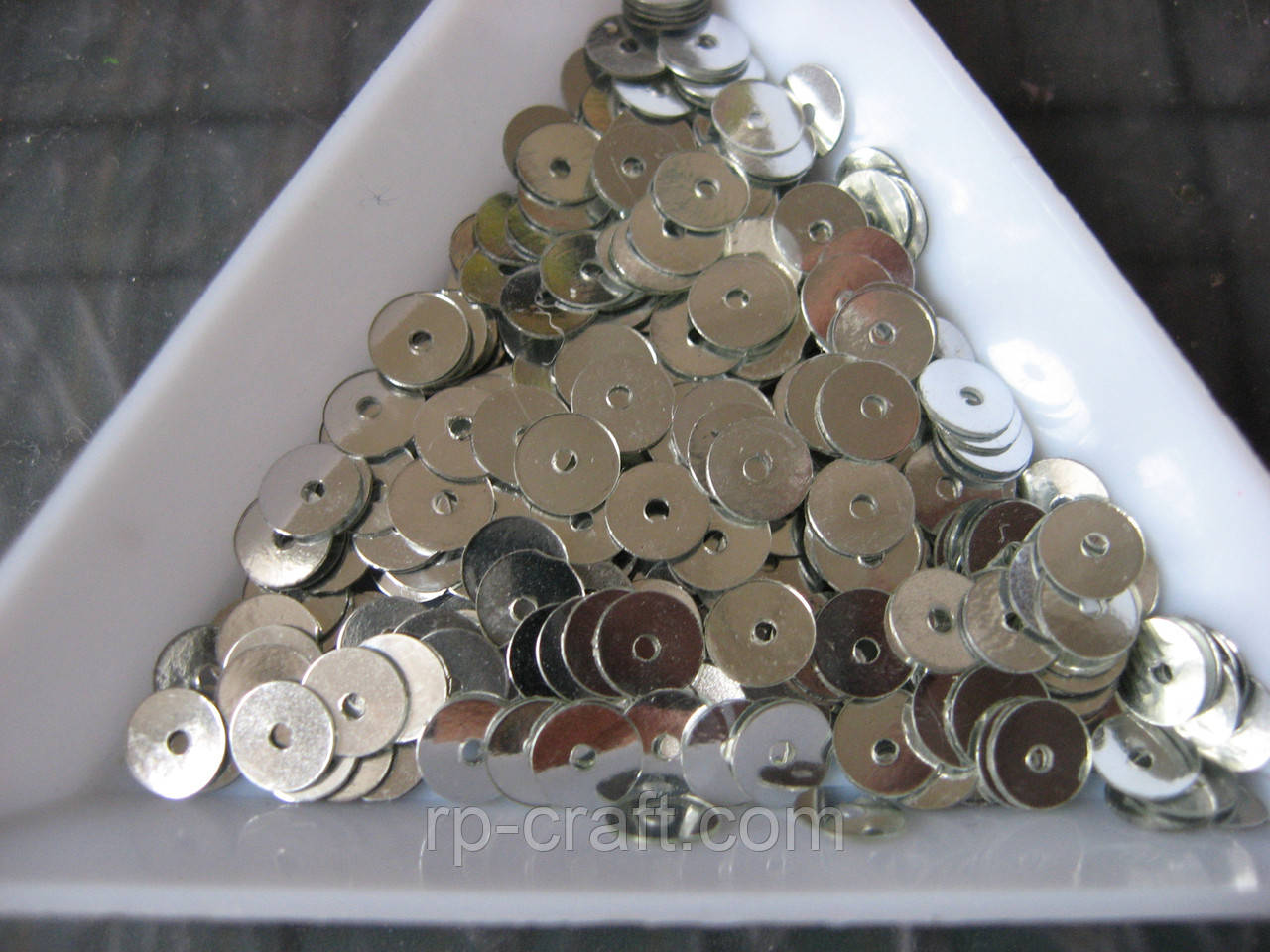 142. Упаковка паєток. Круглі, плоскі, 5 мм, 5 грам, сріблясті, фото 1