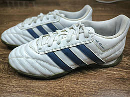 Футзалки Adidas Questra, розмір 37,5 (стільник 23,5 см) стан ІДЕАЛ