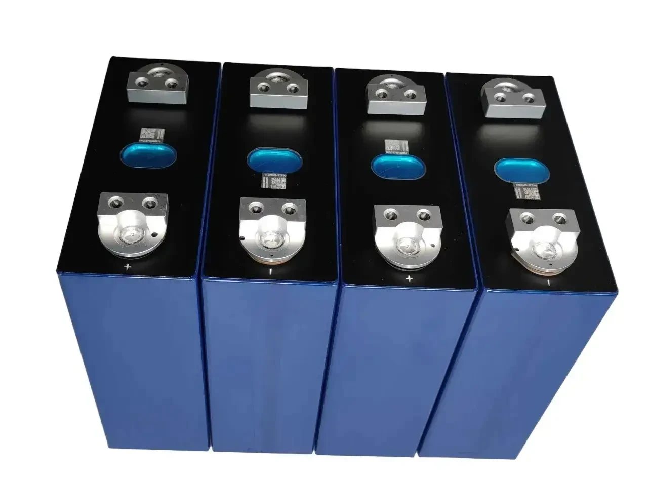 Акумуляторна батарея LiFePO4 EVE LF280K 280Ah 3.2V
