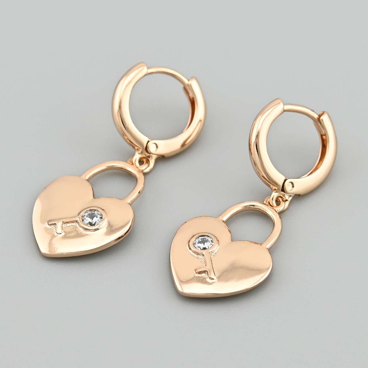 Сережки підвіски Ключ до серця 49445 розмір 29х12 мм білі фіаніти вага 3.3 г позолота 18К, фото 1