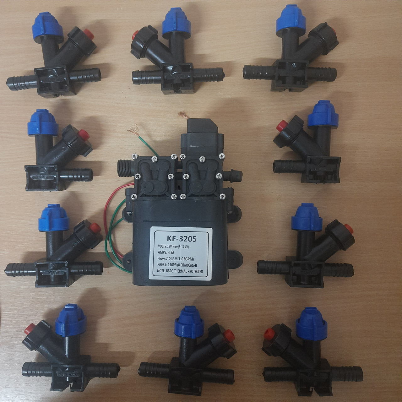 Комплект для саморобного обприскувача 1 насос та 10 форсунок, фото 1