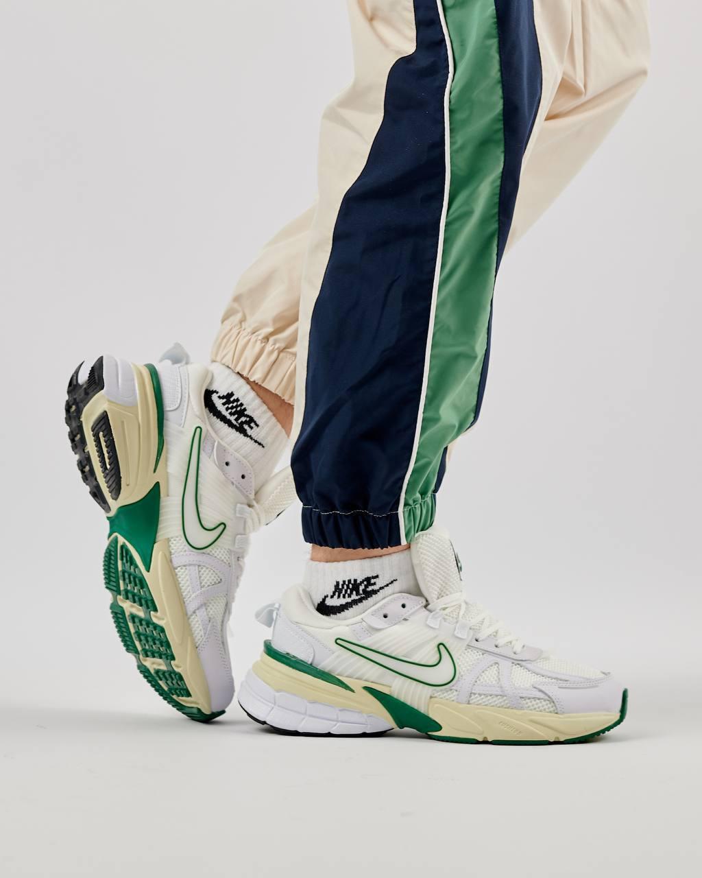 Чоловічі кросівки шкіряні сітка Nike Runtekk White Green, кеди чоловічі Найк білі шкіра сітка. Чоловіче взуття