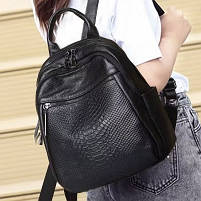 Якісний жіночий шкіряний рюкзак під рептилію 23х30х13, жіноча сумка на спину зміїний принт, чорна, фото 5