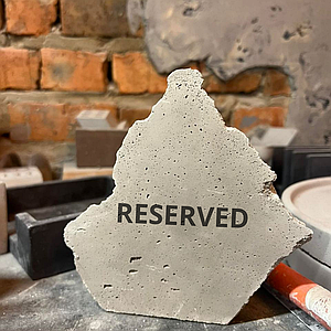 Табличка Reserved
