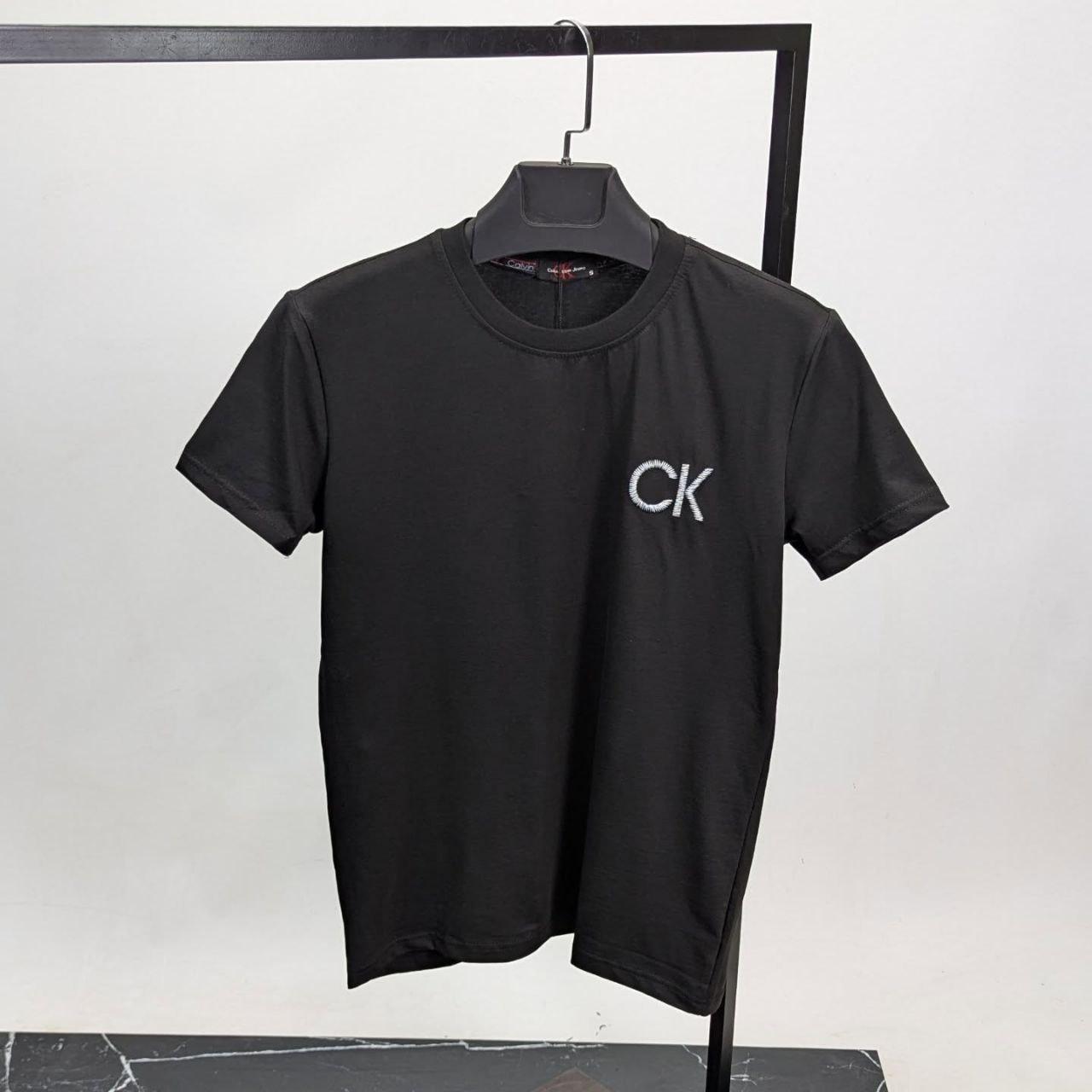 Чоловіча футболка Calvin Klein CK8904 чорна