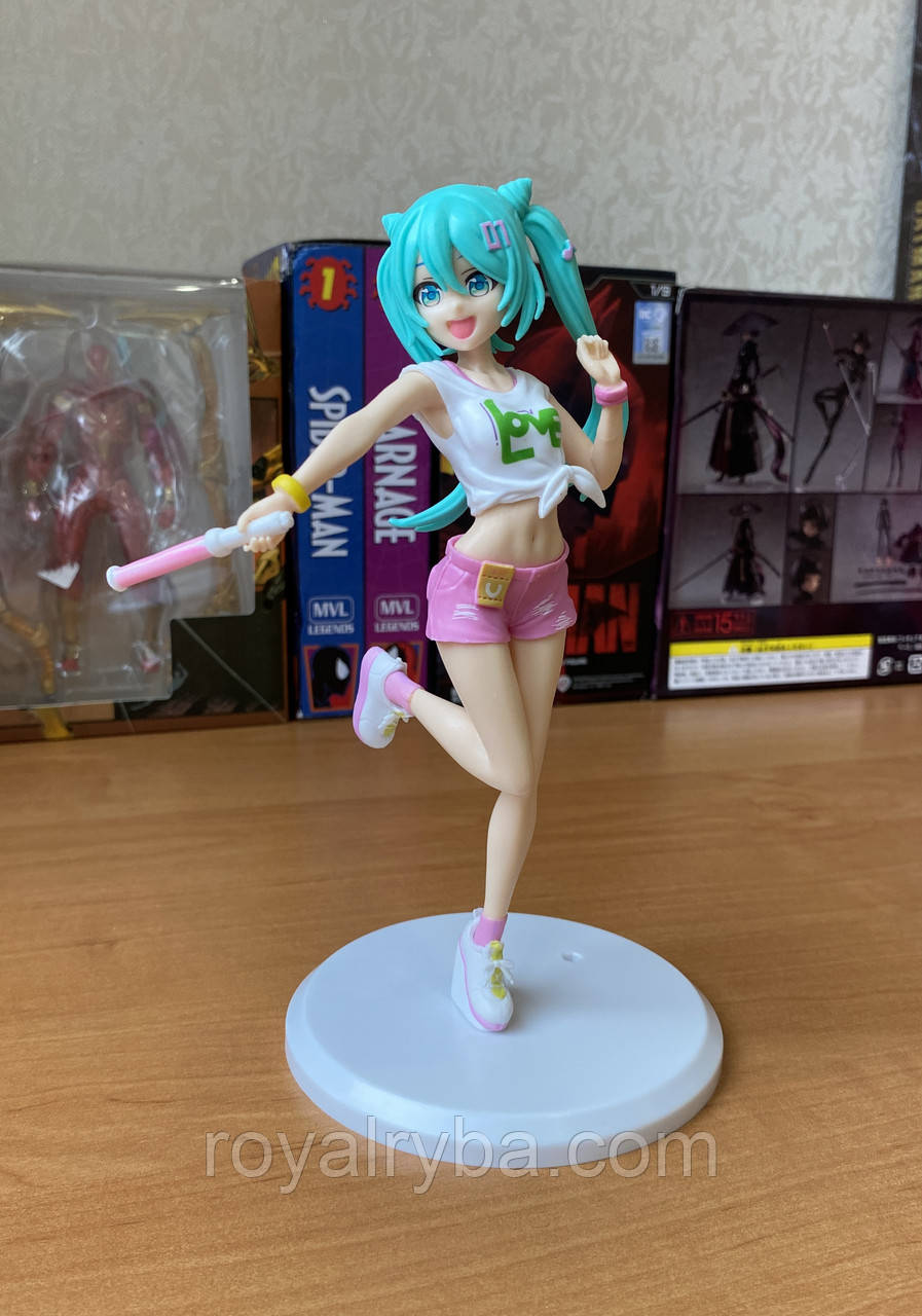Hatsune Miku. Хацуне Міку.