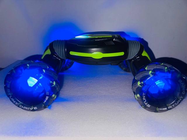 Трюкова машинка управління жестами