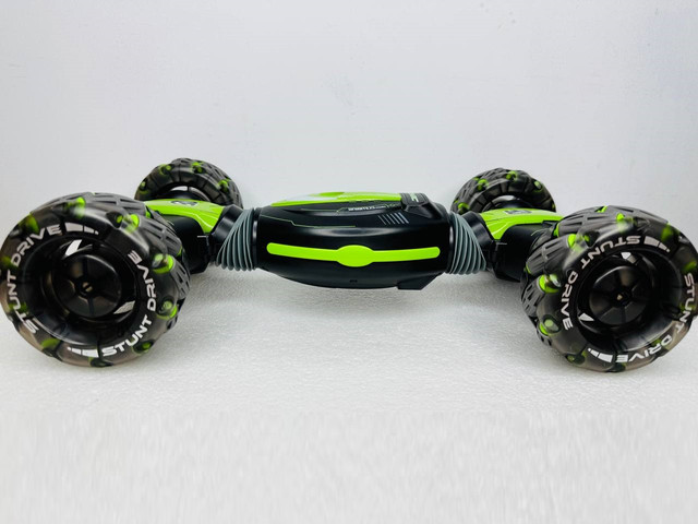 Дитяча машинка перевертиш на пульті