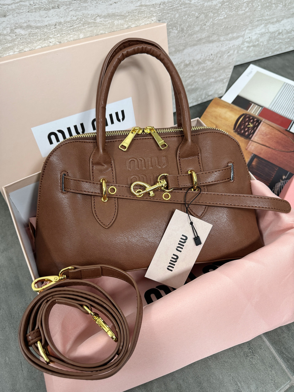 Сумка жіноча Miu Miu Aventure Nappa Leather коричневий класичний саквояж Міу Міу