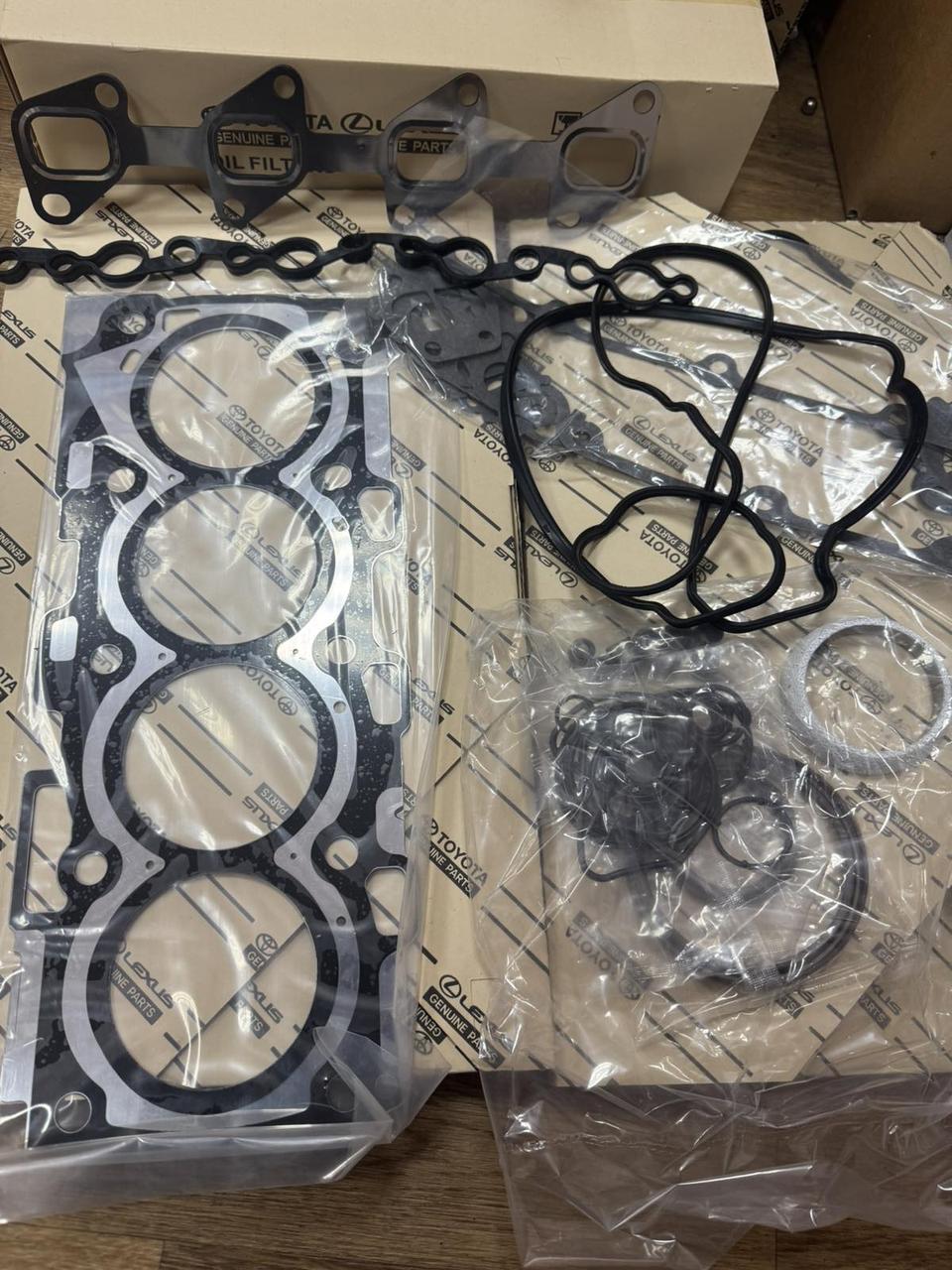 Комплект прокладок двігуна TOYOTA Avensis 1ADFTV, 2AD-FHV, 2AD-FTV 05-13 041110R030, фото 1