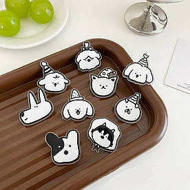 Значки мальовані песики