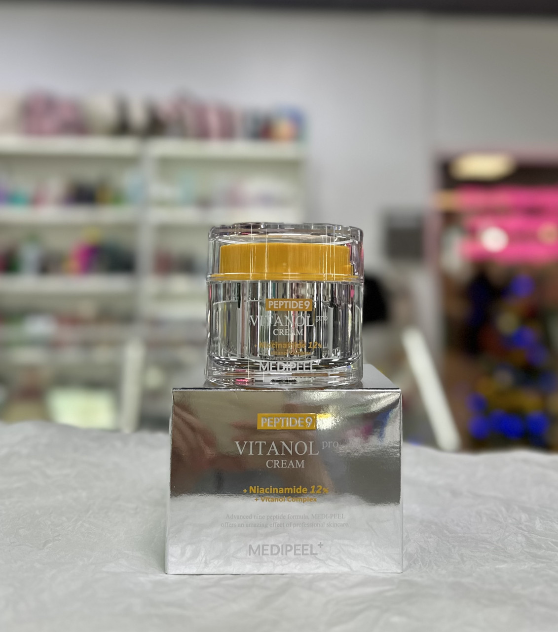 Крем для обличчя з пептидами та вітамінним комплексом Medi-Peel Peptide 9 Vitanol Cream Pro 50 мл