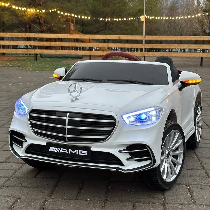 Дитячий електромобіль на акумуляторі Mercedes Maybach M 6020 з пультом р/у для дітей 3-8 років Білий, фото 1