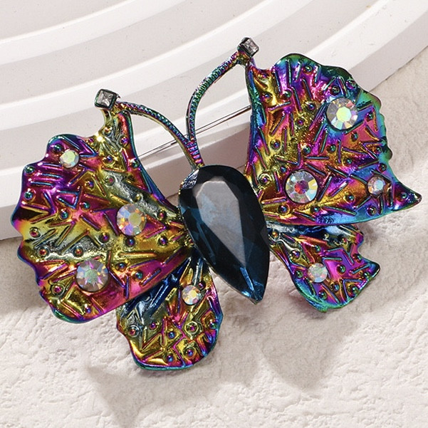 Брошка метелик бензиновий райдужний різнобарвний із кристалами, що переливаються, розмір 60х40 мм