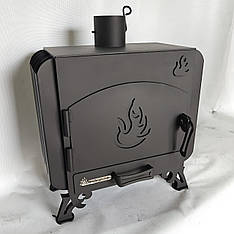 Піч буржуйка "Камін Батарея В" з верхнім відводом диму и металевими дверцями.