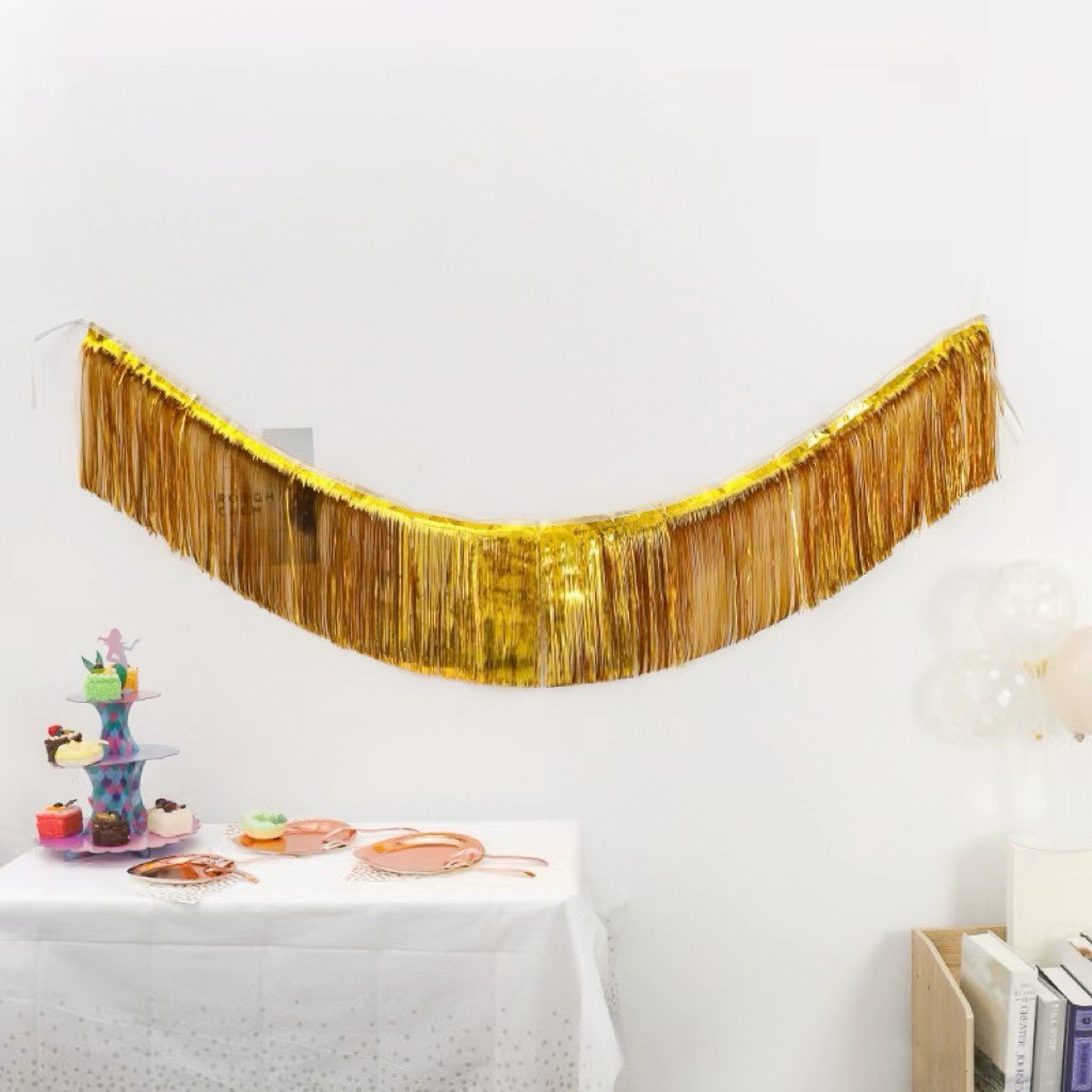 Гірлянда дощик для фотозони 180 на 35 см золотистий, фото 1