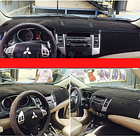 Накидка на панель приладів MITSUBISHI Outlander XL 2 пок. над рулем волной+бард. по центру  2005-2013 Чохол/накидка на торпеду