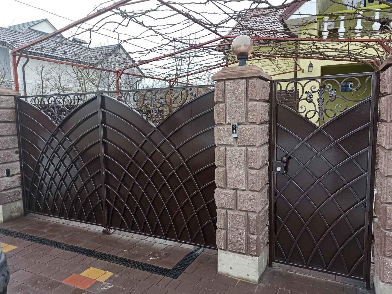 Ворота ковані "Армен" – поєднання витонченості та якості