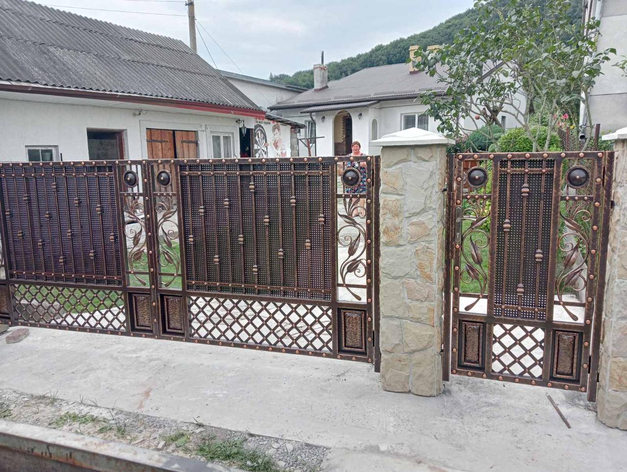 Кована брама "Василина" – витончена розкіш для вашого дому