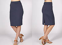 Стильная обтягивающая трикотажная женская юбка-карандаш по колено с разрезом сзади. Темно-серый (графит) 38