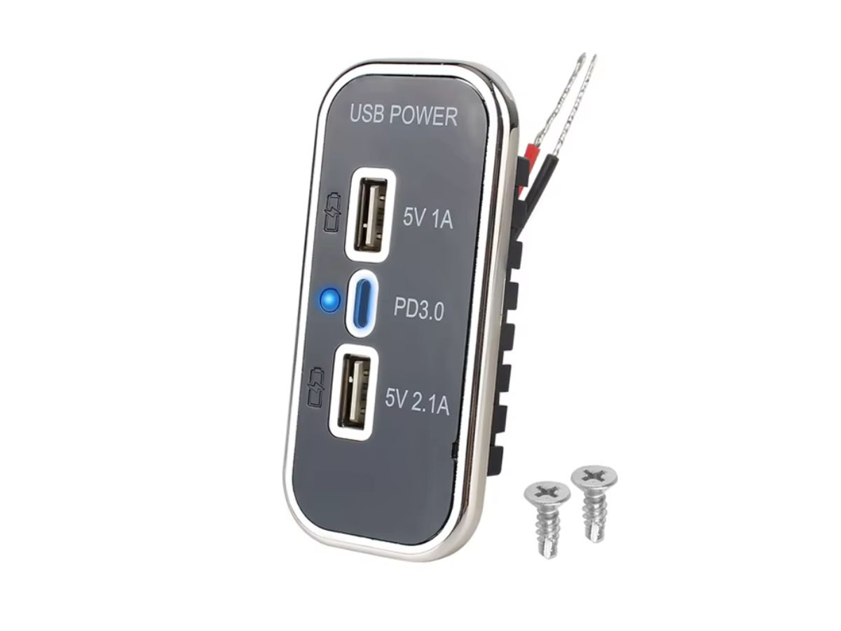 Автомобільний зарядний пристрій UCC-316 3USB (type-A 2.1A+1A+ type-C PD) 12-24V, фото 1