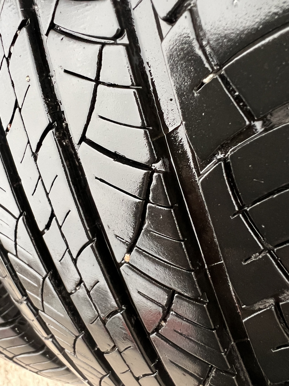 Шини 215 65 16 99H Michelin Latitude tour hp, фото 1