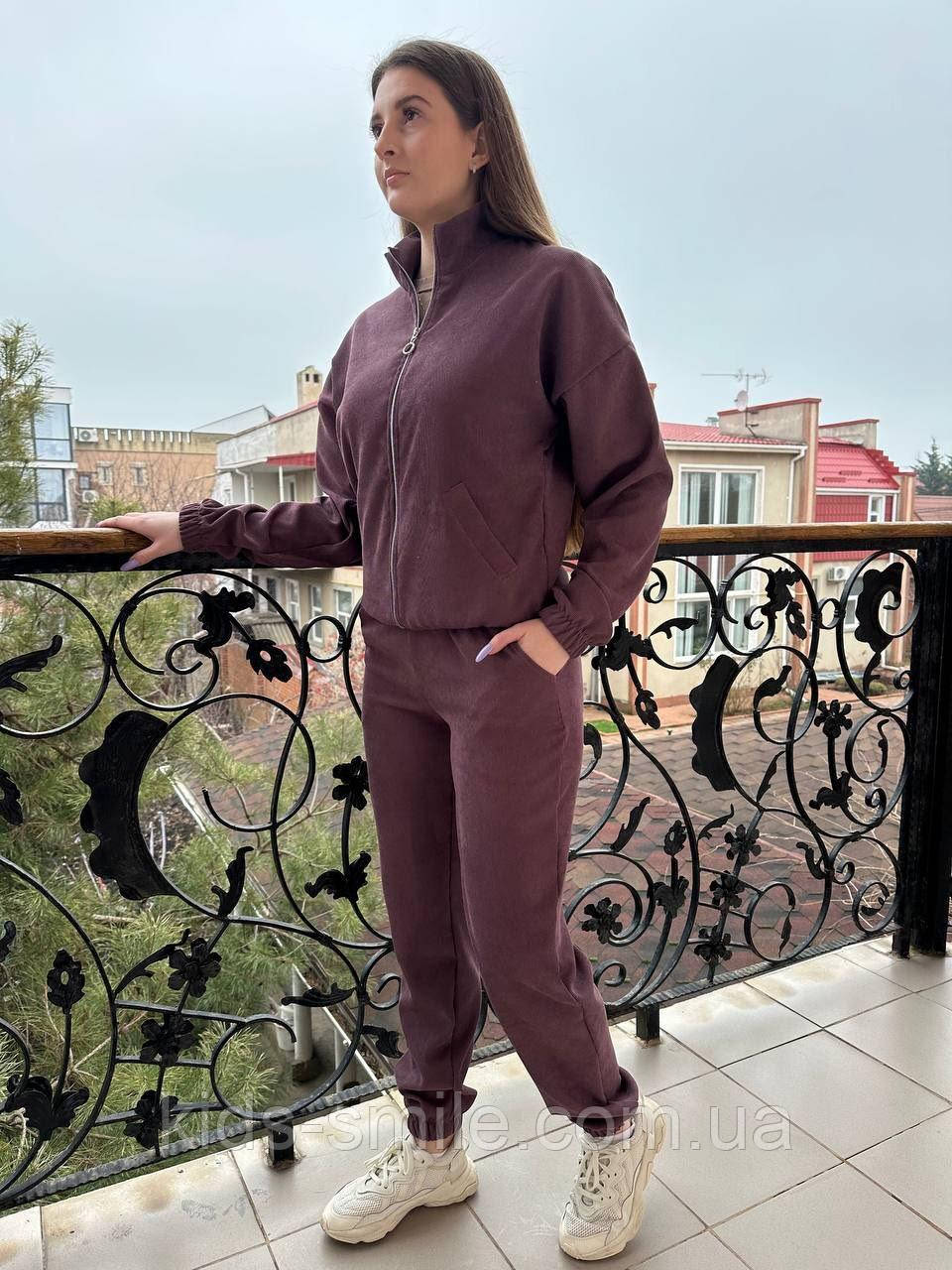 Костюми жіночі ( Розміри: 54-60) "Мікровельвет", фото 1