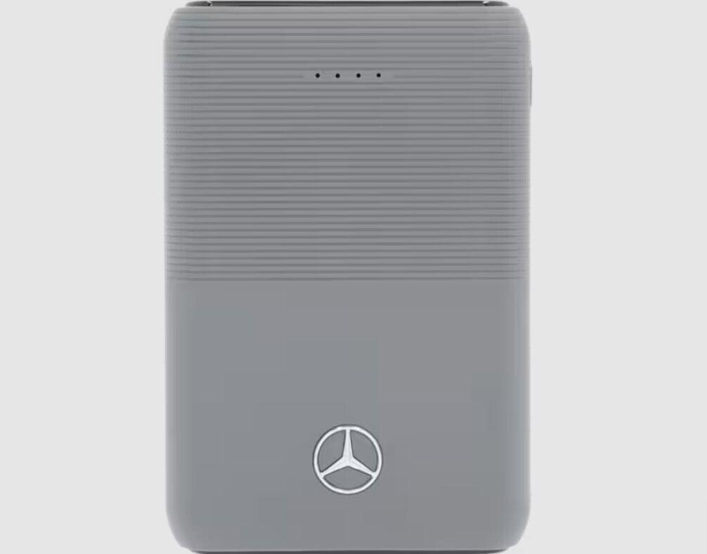 Портативний зарядний пристрій Mercedes Powerbank B66959666