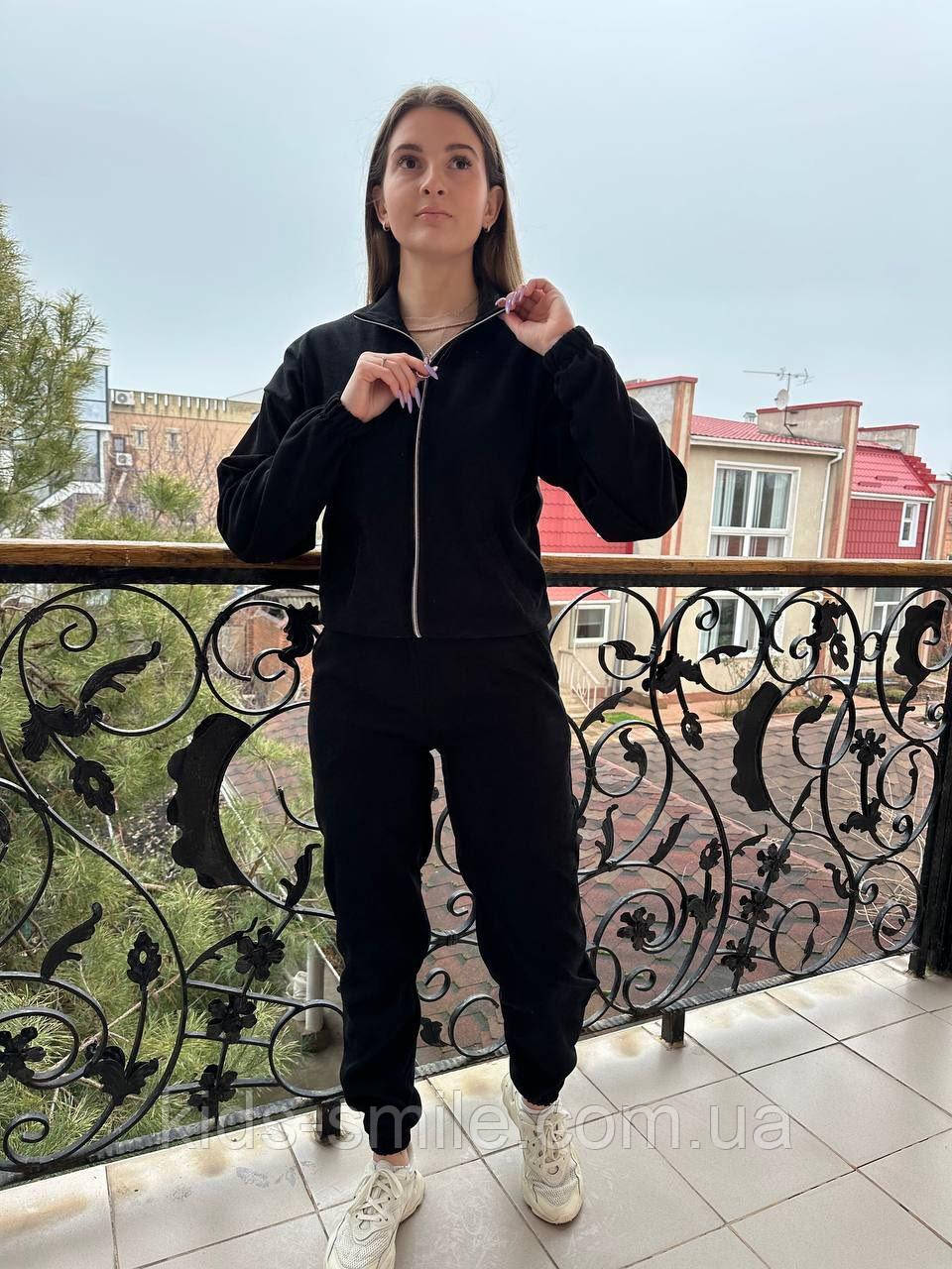 Костюми жіночі ( Розміри: 54-60) "Мікровельвет"