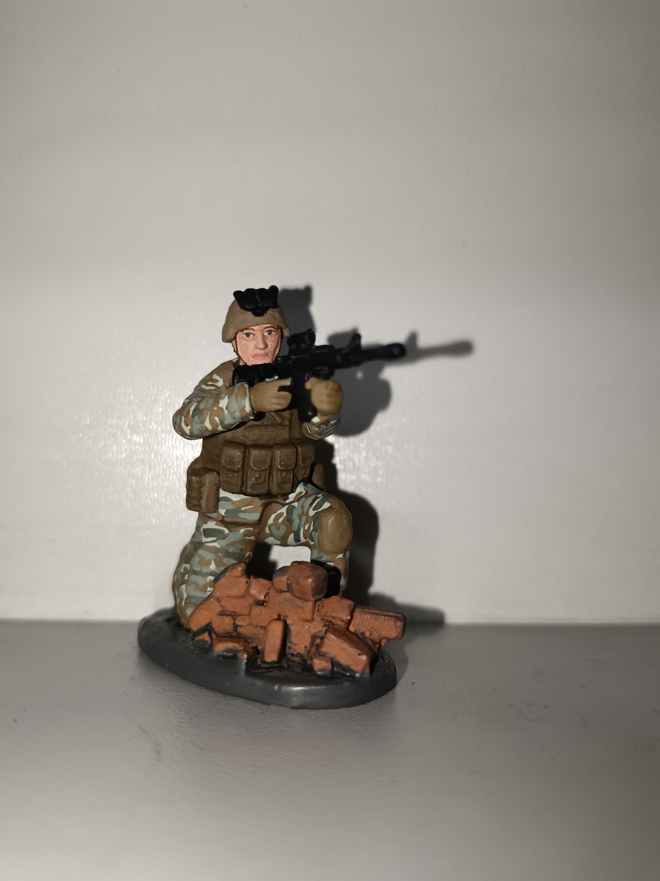 Ліквідатор - військовий снайпер ЗСУ 2022 фігурка олов'яна | Масштаб 1:32 | Sky Hobby Ukraine, фото 1