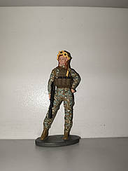 Військова ЗСУ 2022 Українська захисниця, фігурка олов'яна | Масштаб 1:32 | Sky Hobby Ukraine